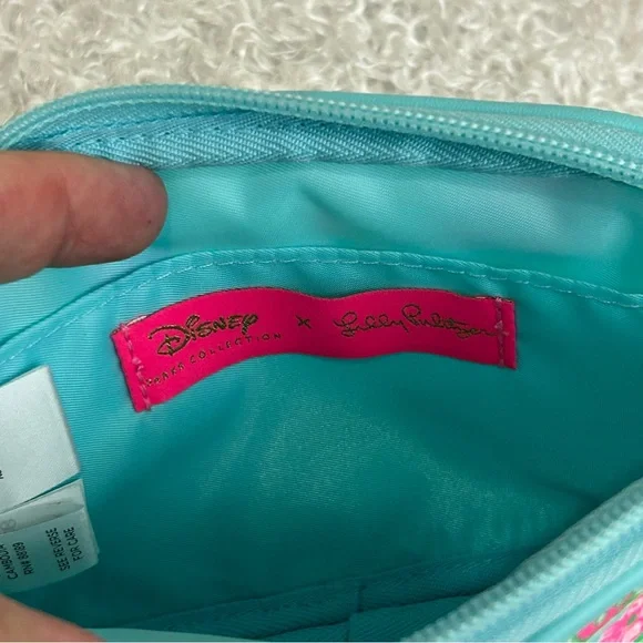 NWT Lilly Pulitzer X Disney Parks Wristlet - Picture 9 of 11